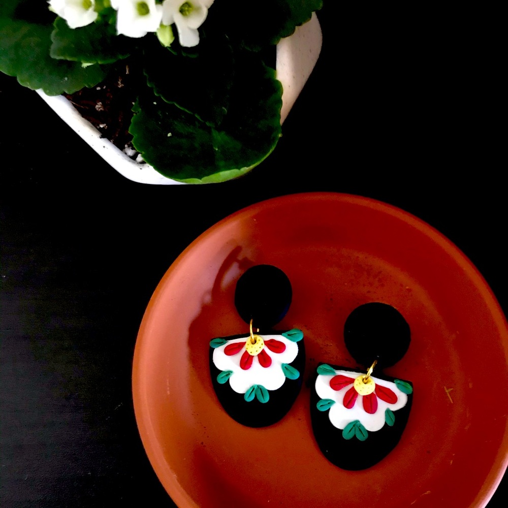Earings
